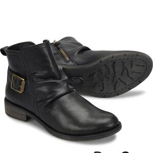 SOFFT BROOKDALE MOTO ANKLE BOOTIE IN BLACK SOFT SLOUCHED FULL GRAIN LEATHER